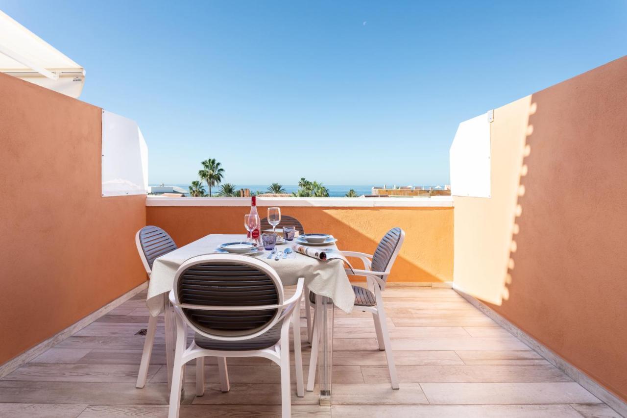Seaside Haven: Vistas With Pool And Ocean Views * Playa de las Americas (Tenerife)
